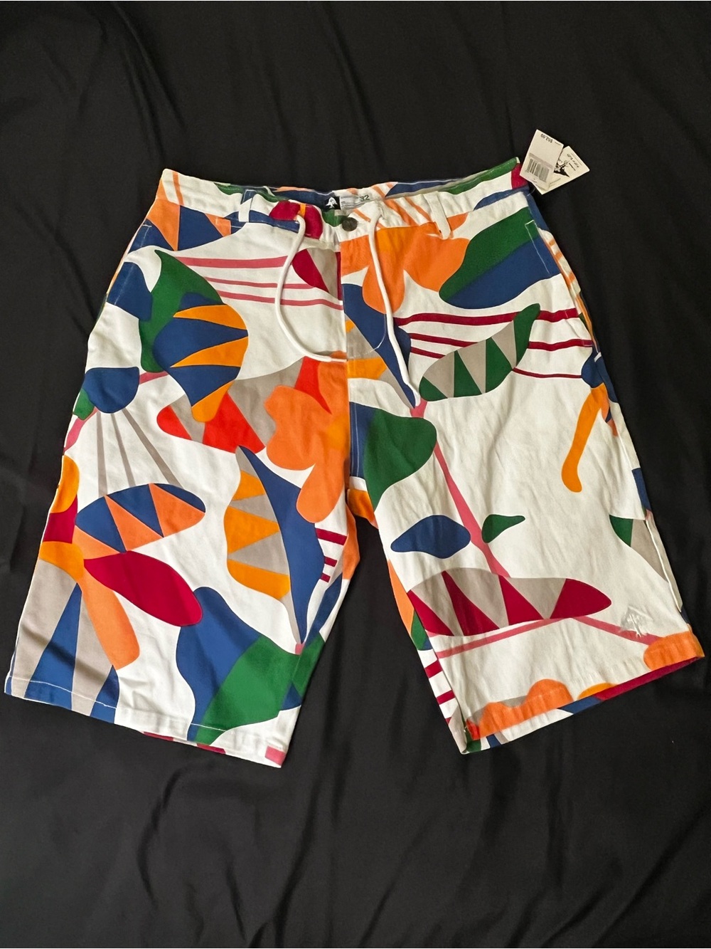 LRG tropical size 32 multi color shorts